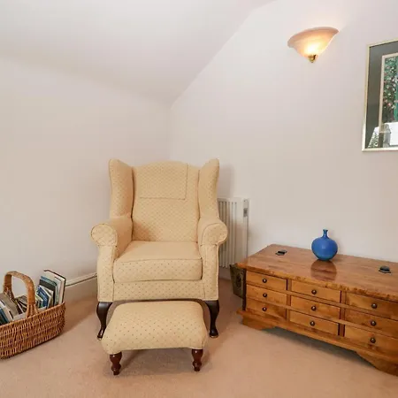 Apartment Parnam
