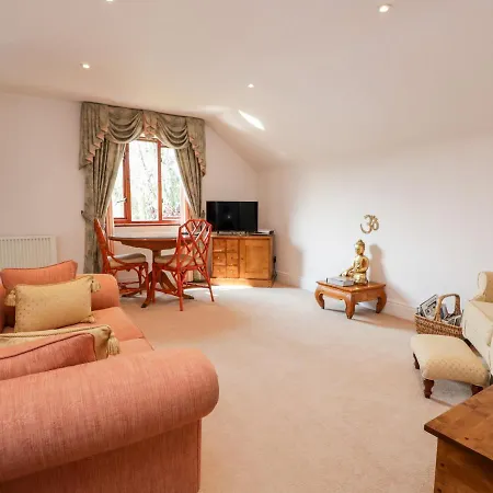 Parnam Apartment Windermere